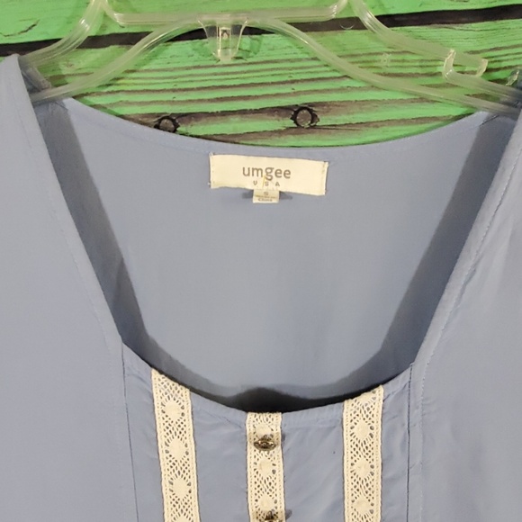 Umgee periwinkle and lace tunic dress - Picture 3 of 4